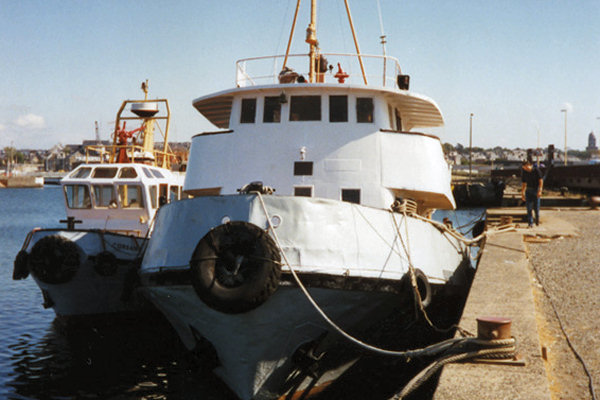 Saint-Malo (1989) - Waiting at Vauban dock (Coll. G. Desalle)